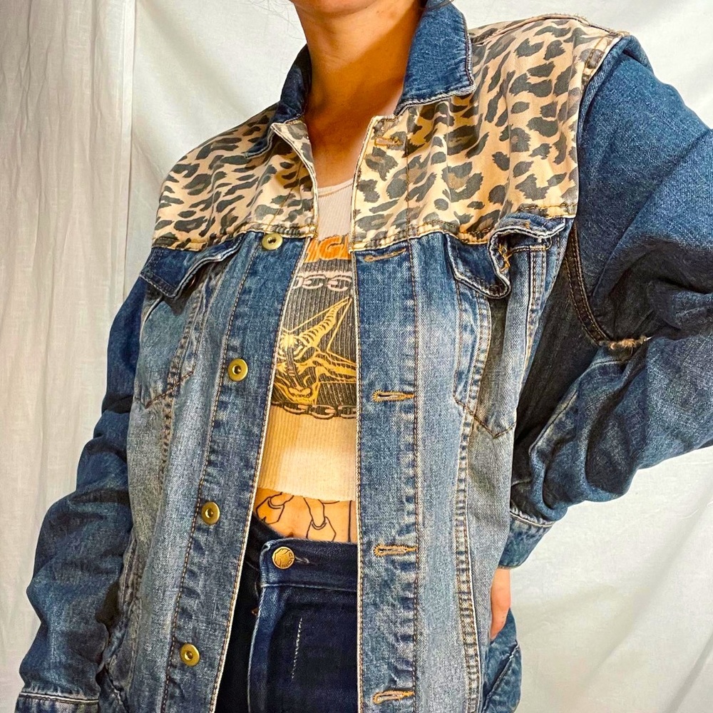 Jean Jacket with cheetah print